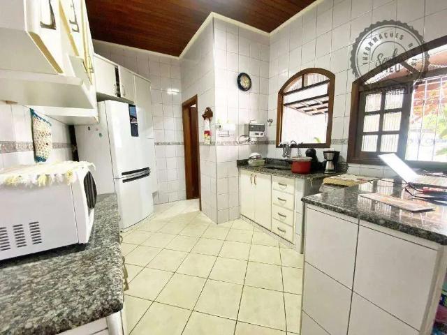 Casa / Sobrado para Venda em Praia Grande/SP Canto do Forte 2 Quartos