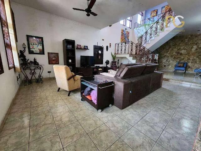 Casa / Sobrado para Venda em Praia Grande/SP Canto do Forte 3 Quartos