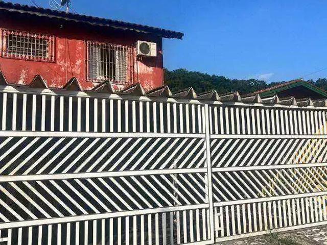 Casa / Sobrado para Venda em Praia Grande/SP Canto do Forte 3 Quartos