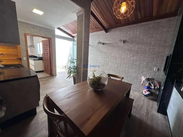 Casa / Sobrado para Venda em Praia Grande/SP Canto do Forte 3 Quartos