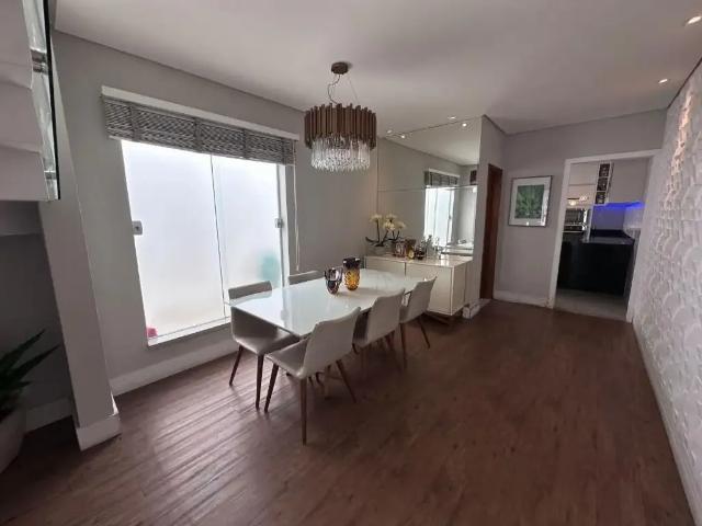 Casa / Sobrado para Venda em Praia Grande/SP Canto do Forte 3 Quartos
