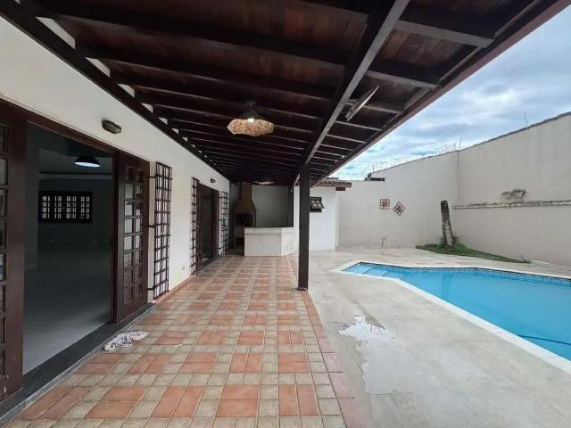 Casa / Sobrado para Venda em Praia Grande/SP Canto do Forte 4 Quartos