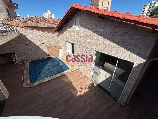 Casa / Sobrado para Venda em Praia Grande/SP Cidade Ocian 3 Quartos
