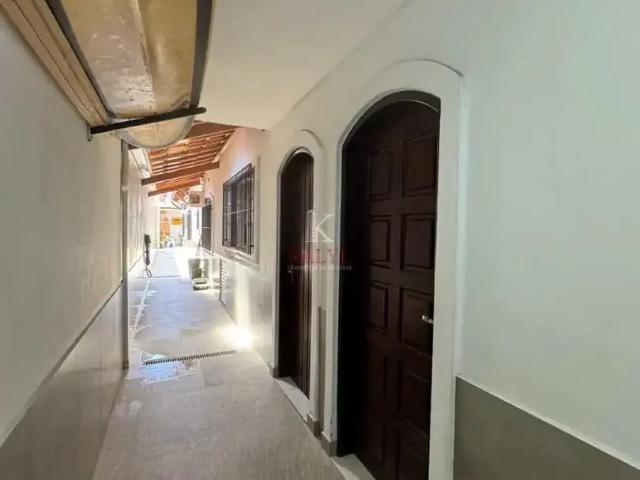 Casa / Sobrado para Venda em Praia Grande/SP Guilhermina 4 Quartos