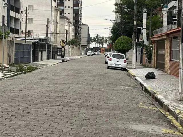 Casa / Sobrado para Venda em Praia Grande/SP Guilhermina 9 Quartos