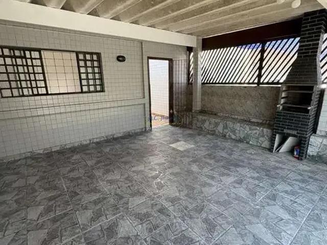 Casa / Sobrado para Venda em Praia Grande/SP Guilhermina 1 Quartos