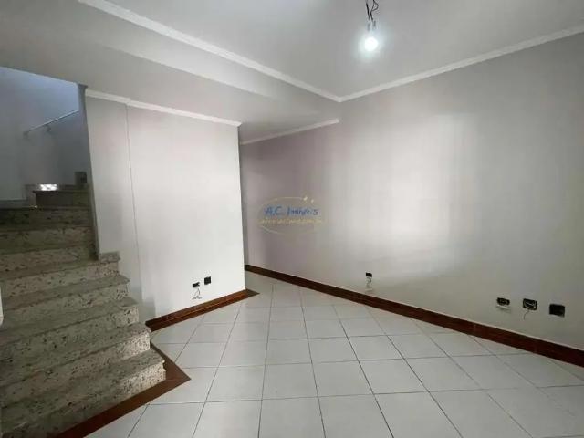 Casa / Sobrado para Venda em Praia Grande/SP Guilhermina 2 Quartos