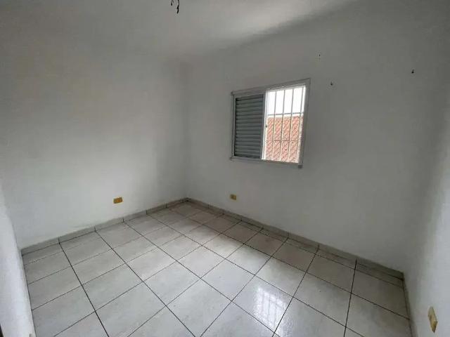 Casa / Sobrado para Venda em Praia Grande/SP Guilhermina 2 Quartos