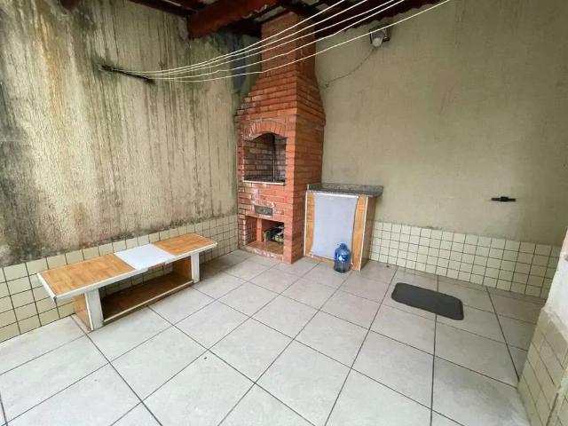 Casa / Sobrado para Venda em Praia Grande/SP Guilhermina 2 Quartos