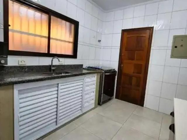 Casa / Sobrado para Venda em Praia Grande/SP Guilhermina 2 Quartos