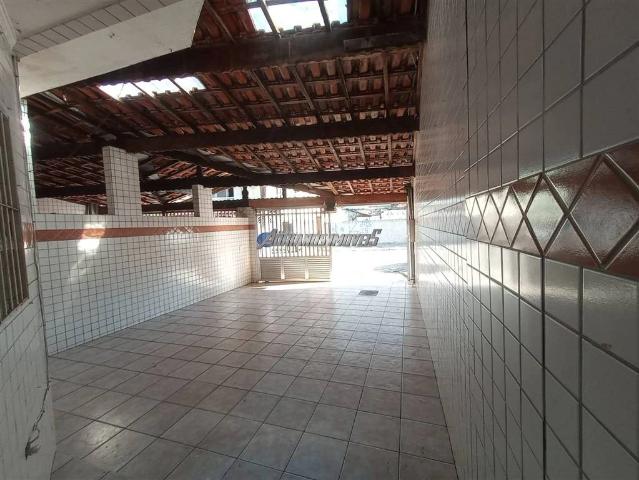 Casa / Sobrado para Venda em Praia Grande/SP Guilhermina 2 Quartos