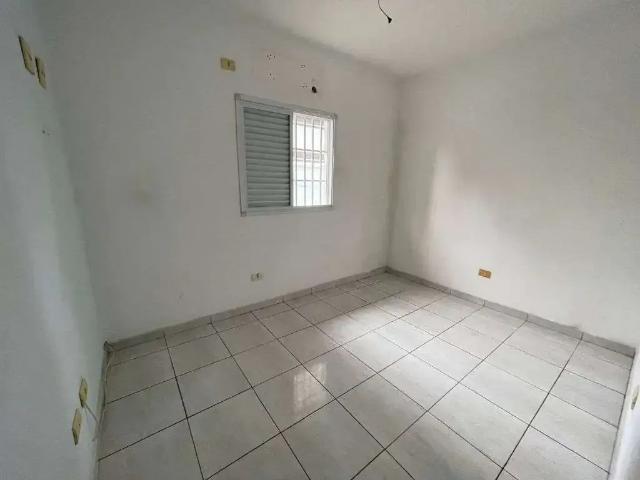 Casa / Sobrado para Venda em Praia Grande/SP Guilhermina 2 Quartos