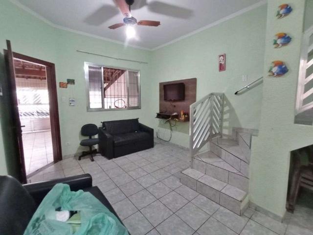Casa / Sobrado para Venda em Praia Grande/SP Guilhermina 2 Quartos