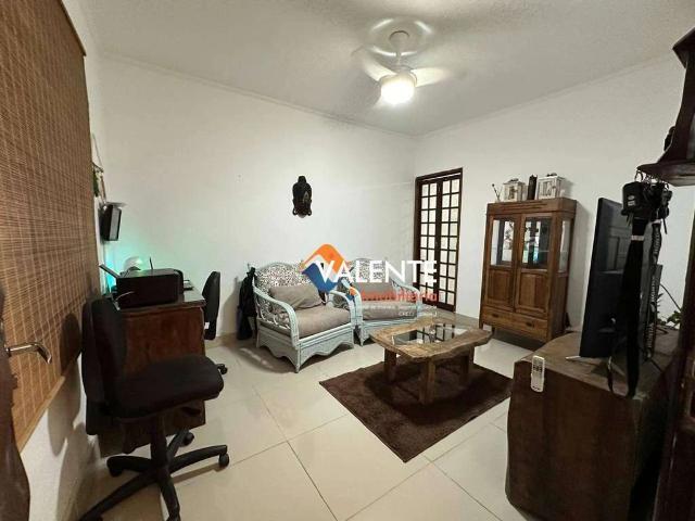 Casa / Sobrado para Venda em Praia Grande/SP Guilhermina 2 Quartos