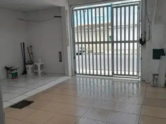 Casa / Sobrado para Venda em Praia Grande/SP Guilhermina 2 Quartos