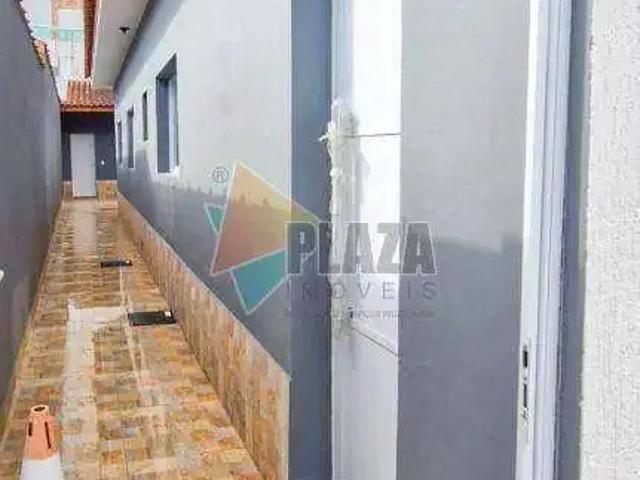 Casa / Sobrado para Venda em Praia Grande/SP Guilhermina 2 Quartos