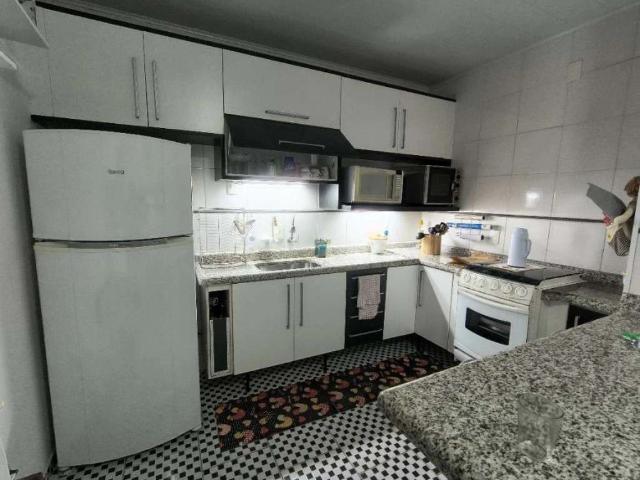 Casa / Sobrado para Venda em Praia Grande/SP Guilhermina 2 Quartos