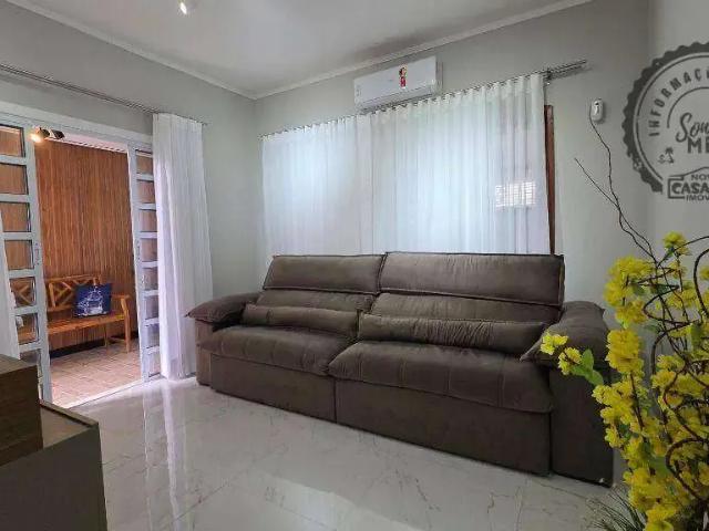 Casa / Sobrado para Venda em Praia Grande/SP Guilhermina 2 Quartos