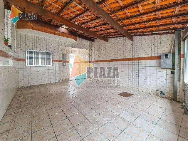 Casa / Sobrado para Venda em Praia Grande/SP Guilhermina 2 Quartos