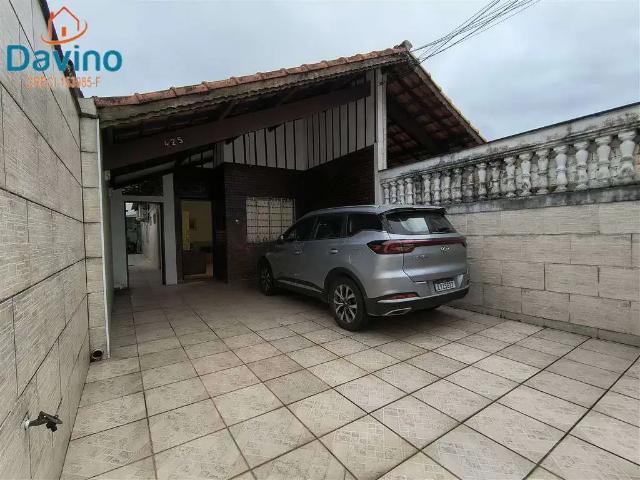 Casa / Sobrado para Venda em Praia Grande/SP Guilhermina 2 Quartos