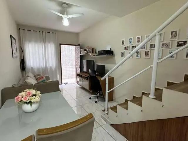 Casa / Sobrado para Venda em Praia Grande/SP Guilhermina 2 Quartos