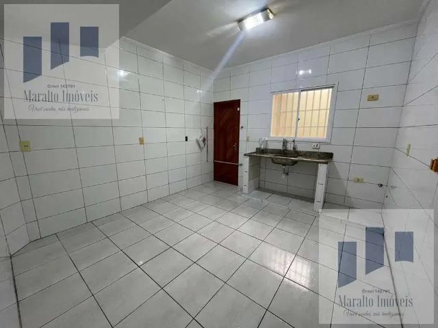 Casa / Sobrado para Venda em Praia Grande/SP Guilhermina 2 Quartos