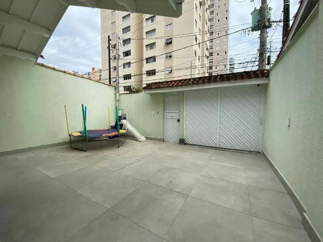 Casa / Sobrado para Venda em Praia Grande/SP Guilhermina 3 Quartos