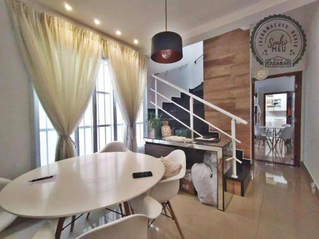 Casa / Sobrado para Venda em Praia Grande/SP Guilhermina 3 Quartos
