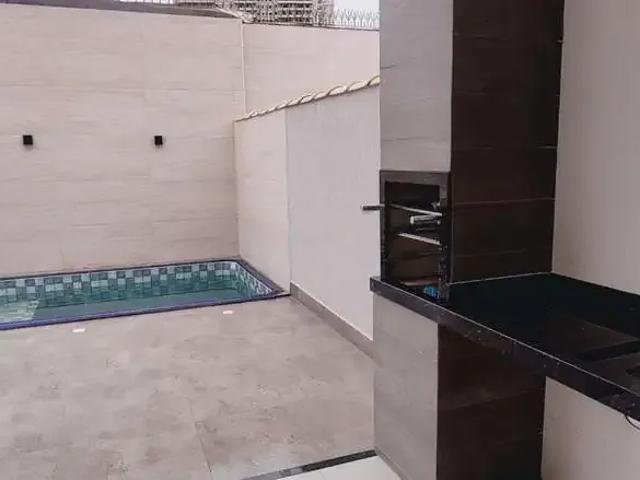 Casa / Sobrado para Venda em Praia Grande/SP Guilhermina 3 Quartos