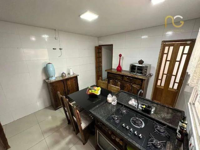 Casa / Sobrado para Venda em Praia Grande/SP Guilhermina 3 Quartos