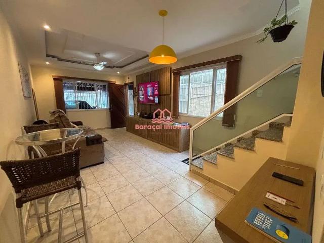 Casa / Sobrado para Venda em Praia Grande/SP Guilhermina 3 Quartos