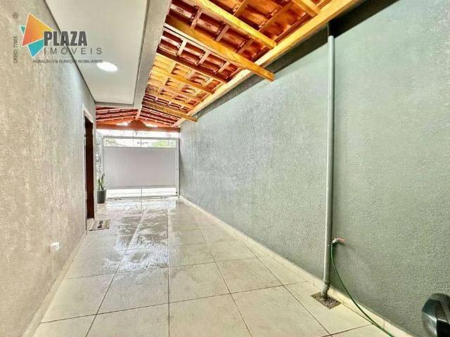 Casa / Sobrado para Venda em Praia Grande/SP Guilhermina 3 Quartos