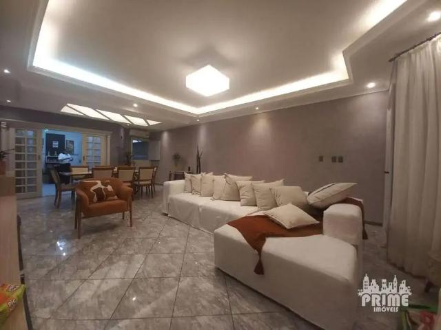 Casa / Sobrado para Venda em Praia Grande/SP Guilhermina 3 Quartos