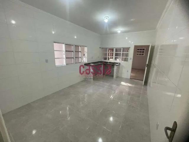 Casa / Sobrado para Venda em Praia Grande/SP Guilhermina 3 Quartos