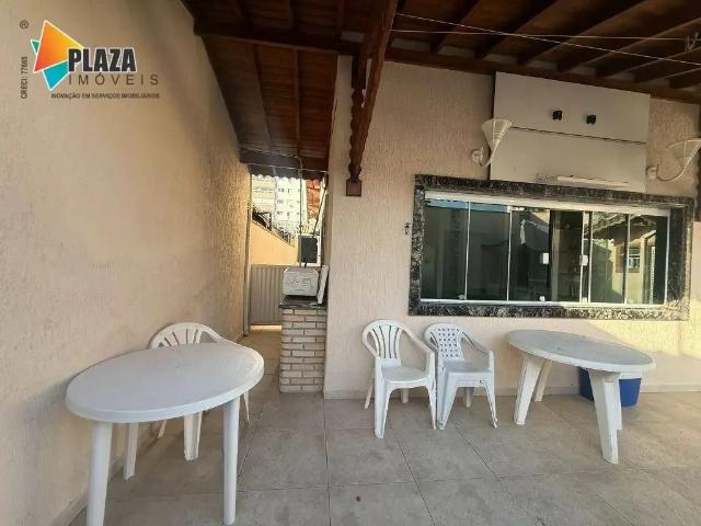 Casa / Sobrado para Venda em Praia Grande/SP Guilhermina 3 Quartos