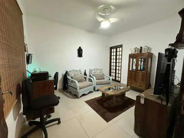 Casa / Sobrado para Venda em Praia Grande/SP Guilhermina 3 Quartos