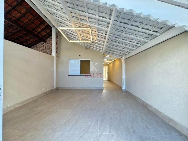 Casa / Sobrado para Venda em Praia Grande/SP Guilhermina 3 Quartos