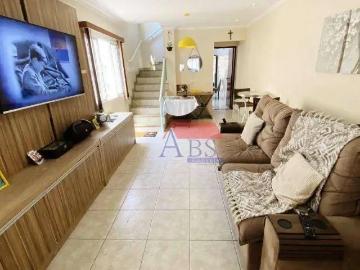 Casa à venda em Rua Uruguai, Praia Grande - Garagem