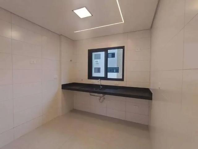 Casa / Sobrado para Venda em Praia Grande/SP Guilhermina 3 Quartos