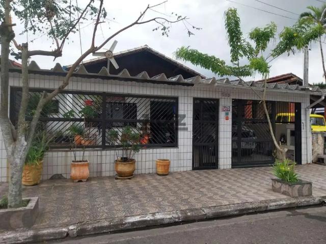 Casa / Sobrado para Venda em Praia Grande/SP Jardim Imperador 4 Quartos