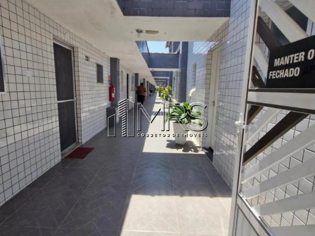 Casa / Sobrado para Venda em Praia Grande/SP Jardim Real 2 Quartos