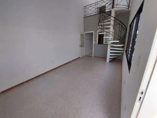 Casa / Sobrado para Venda em Praia Grande/SP Maracanã 2 Quartos