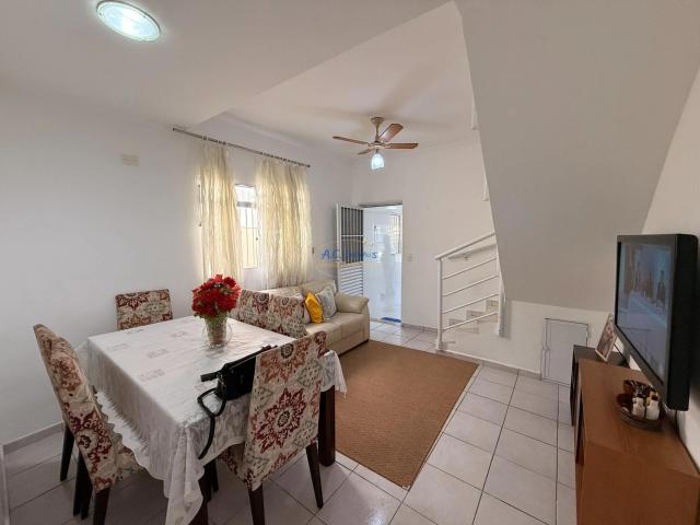 Casa / Sobrado para Venda em Praia Grande/SP Nova Mirim 3 Quartos