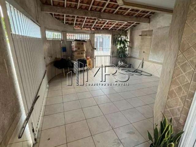 Casa / Sobrado para Venda em Praia Grande/SP Ocian 2 Quartos