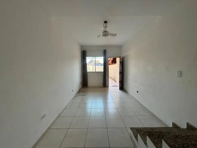 Casa / Sobrado para Venda em Praia Grande/SP Sítio do Campo 2 Quartos