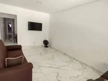 Praça Maria do Carmo da Silva - Garagem