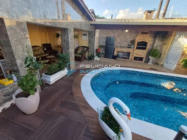 Casa / Sobrado para Venda em Praia Grande/SP Solemar 3 Quartos