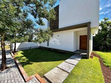 Casa / Sobrado para Venda em Presidente Lucena/RS Centro 2 Quartos
