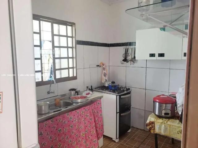 Casa / Sobrado para Venda em Presidente Prudente/SP Conjunto Habitacional Ana Jacinta 2 Quartos
