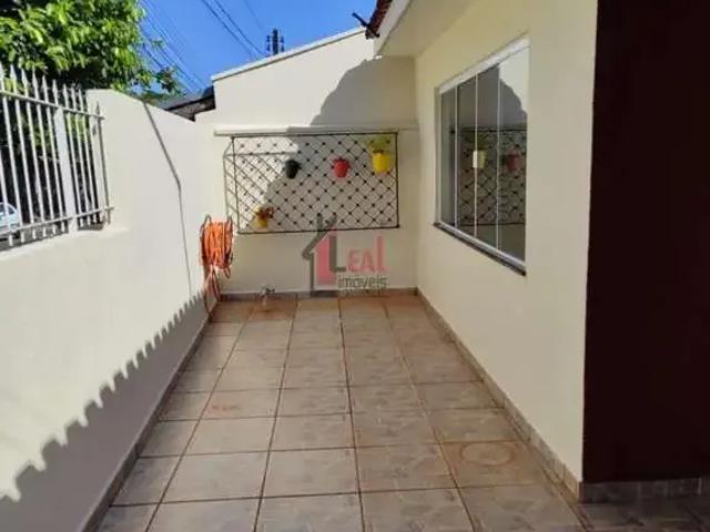 Casa / Sobrado para Venda em Presidente Prudente/SP Conjunto Habitacional Ana Jacinta 3 Quartos